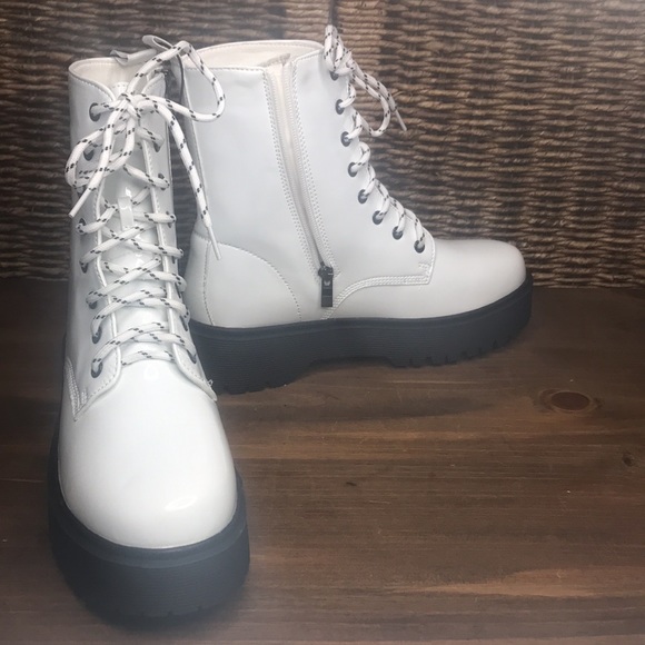 White Charles Albert Platform Boots - Picture 4 of 11